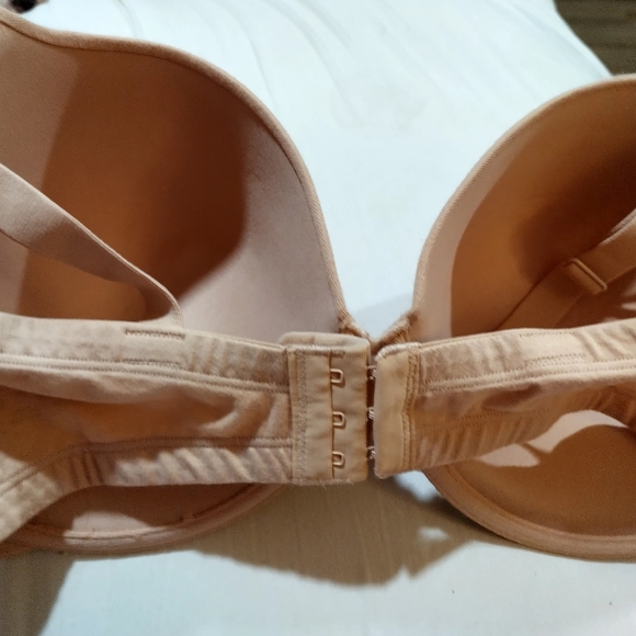 Bra - Picture 2 of 3